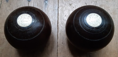 Exceptionnelle paire boules - exceptionnelle,
