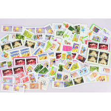 LOT DE 100 TIMBRES A VALIDITÉ