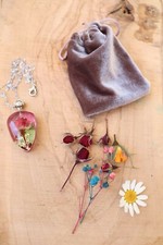 Collier pendentif rose