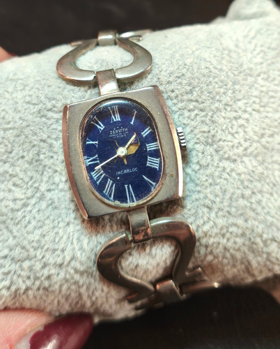 Rare montre mécanique - rare, vintage