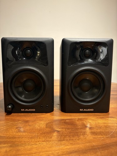 Audio av42 studio monitor - m-audio,