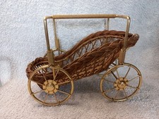 Porte Bouteille En Forme De Chariot En Metal Doré......2115