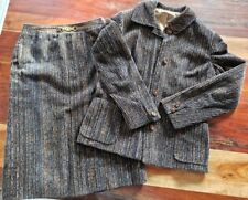 Céline Tailleur veste et jupe en velours côtelé tweed avec ceinture