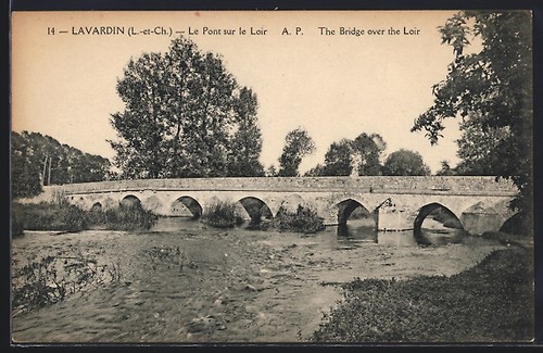 Cpa lavardin pont sur - sur, le