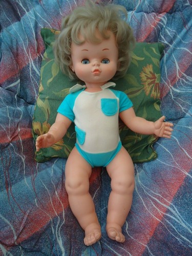 Poupee baigneur famosa - ,