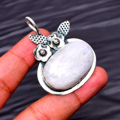 Pendentif pierre précieuse