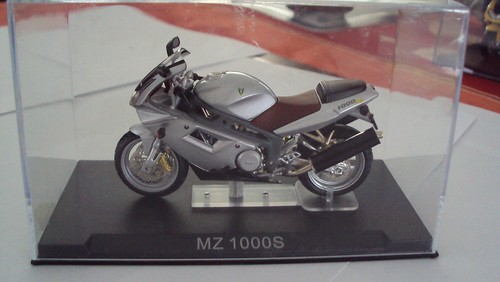 Moto miniature 1000 s - miniature,