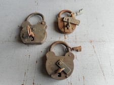 Lot De 3 Cadenas Anciens 