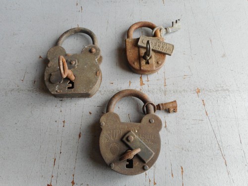 Lot cadenas anciens - cadenas,