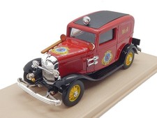 Ford V8 Tudor 1932 Pompiers