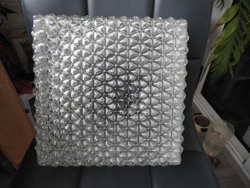 Plafonnier carre verre - en,