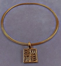 Superbe collier Pierre Lang