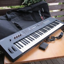 Clavier synthétiseur Yamaha