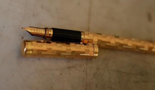 Magnifique stylo plume - magnifique,