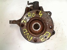 Pivot de moyeu avant droit