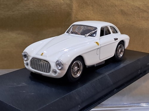 Ferrari 166 v12 spyder - 166,