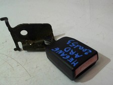 Attache ceinture arriere droit