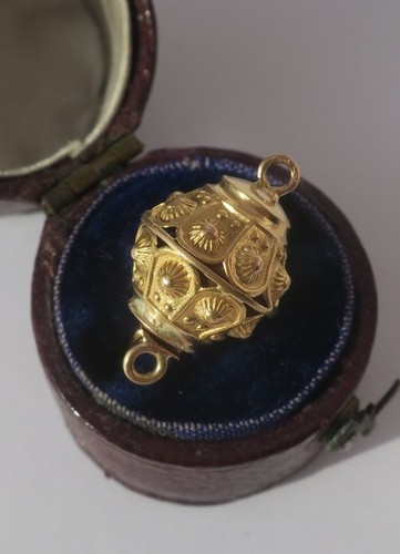 Rare fermoir pendentif ancien