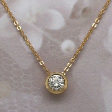 Pendentif Solitaire En Diamant