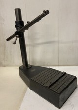 Support comparateur en fonte -