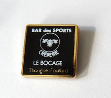Pin's Bar des Sports crêperie le Bocage Thorigné Fouillard  Ille et Villaine