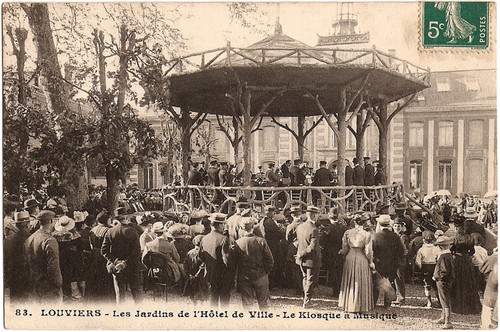 Louviers le kiosque à - -,