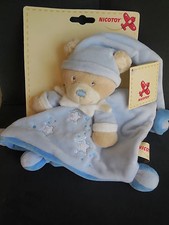 doudou plat ours bleu brodé étoile blanches bonnet lune NICOTOY