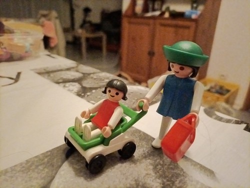Playmobil poussette enfant