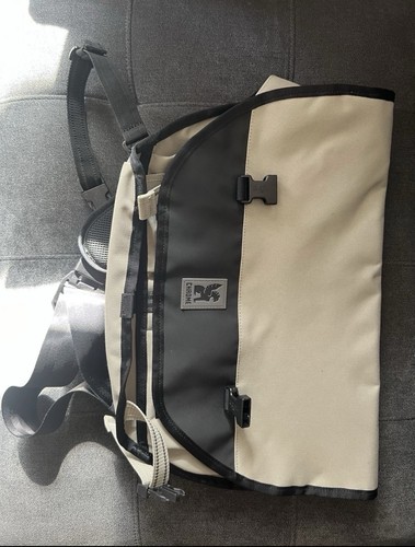 Chrome industries urban - industries,