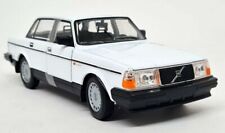 NEX 1/24 - Volvo 240 GL White