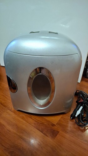 Mini frigo table - table, et
