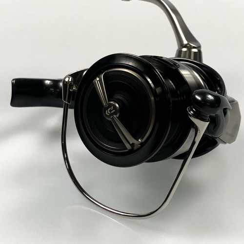 Fishing tackle reel - fishing/fishing, tackle/reel