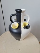 Vase pique fleurs faïence