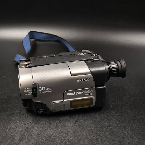 Caméscope sony ccd trv64 - sony, e