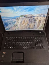 - TOSHIBA SATELLITE C870D-11F - SSD 128Go - 4GB - Windows 10