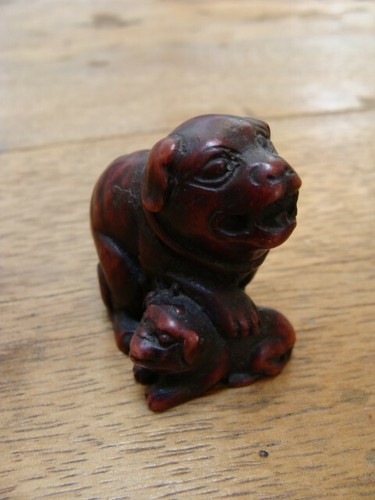 Figurine chien chinois avec - figurine,