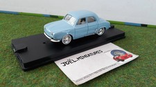 RENAULT DAUPHINE bleu clair