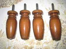 Lot de 4 Pieds de Meuble en Bois de Hêtre, teintés et vernis de 12 cm de haut.