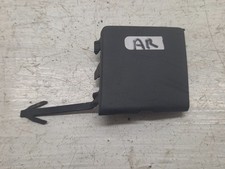 Cache anneau de remorquage
