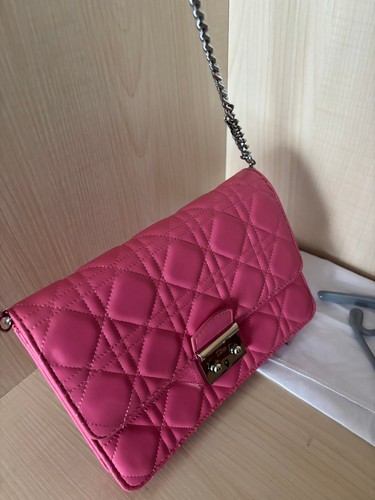 Dior wallet