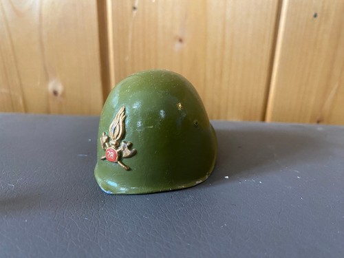Ancien mini casque - ancien, métal