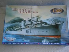 MAQUETTE BATEAU DESTROYER ORP GROM WZ-40 MIRAGE HOBBY 1/400 1.400eme