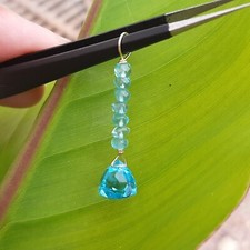 pendentif en pierre précieuse