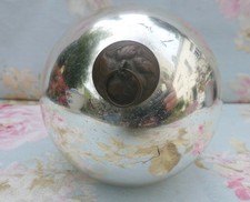 Boule de Noel Ancienne Verre Eglomisé Boule de Pardon Argentée 8cm de diamètre