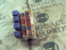 BOÎTES À FUSIBLES / 2304745