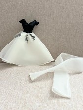 Mattel Barbie GRACE KELLY Rear