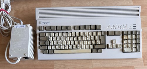 Commodore amiga a1200 - commodore,