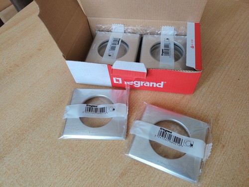 Lot plaques aluminium - 10,