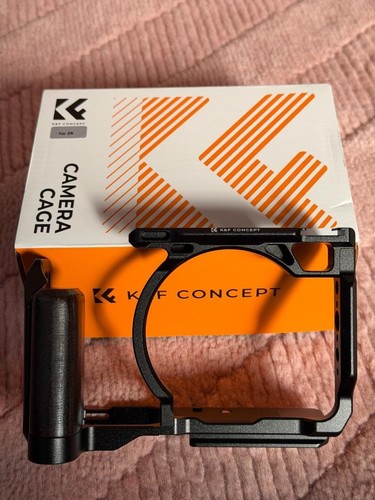 Concept camera cage - concept, w/box