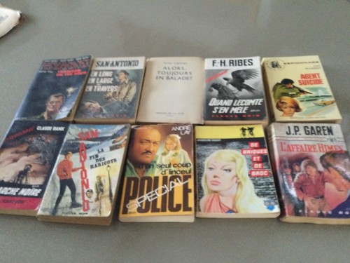 Lot livres romans policiers - 10,